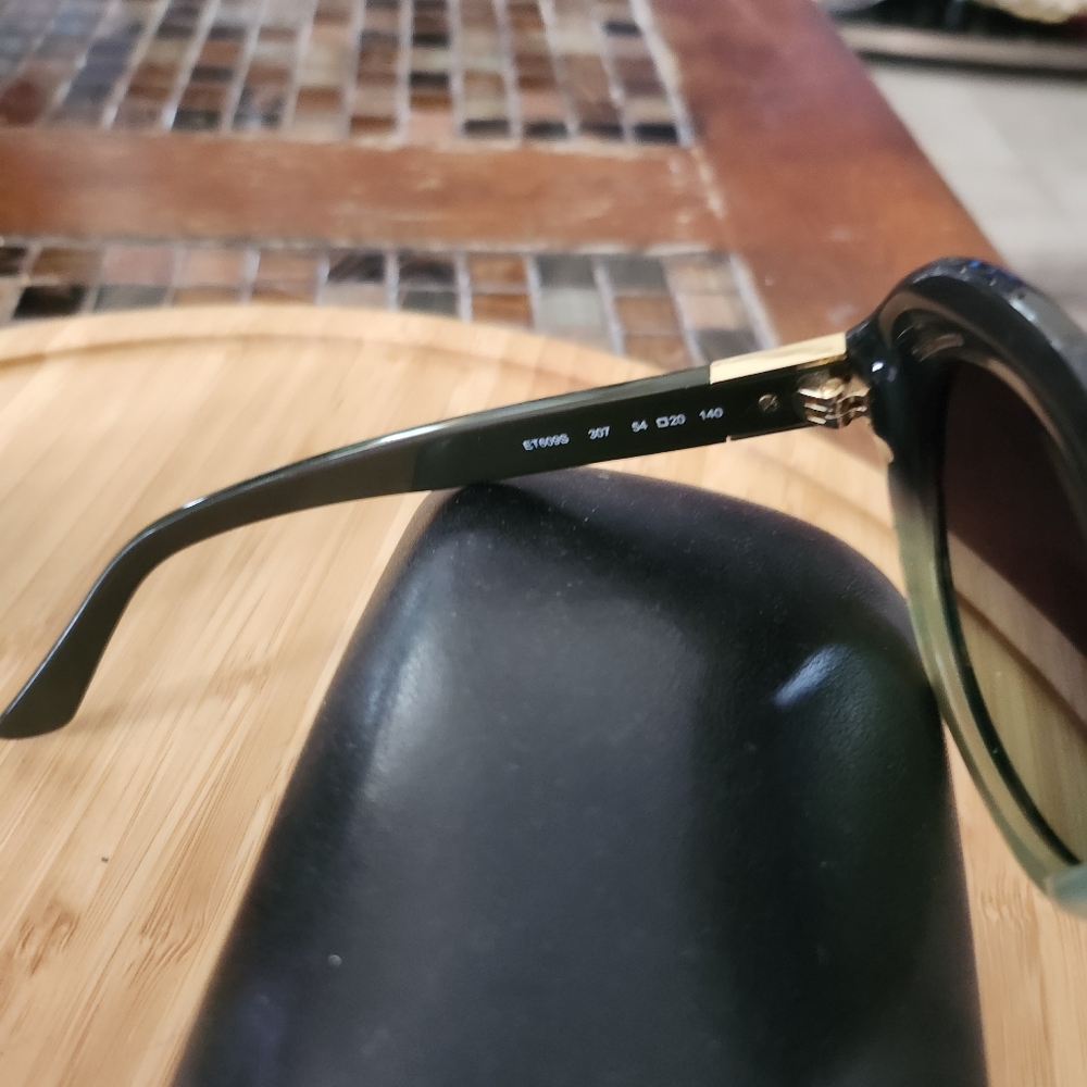 Etro Sunglasses with case - Picture 3 of 5